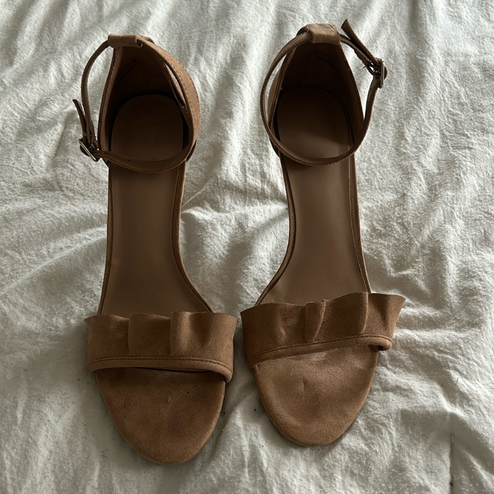 Nude heels